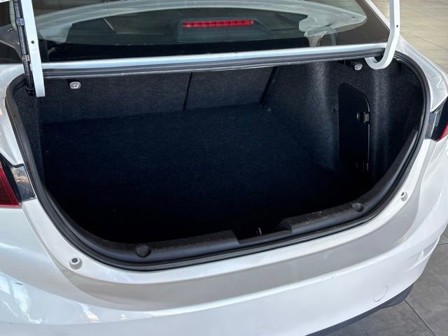 Used 2015 MAZDA MAZDA3 i Grand Touring image 36