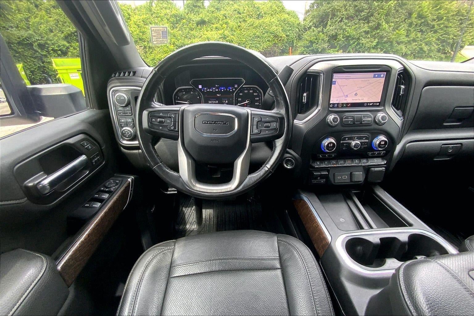 Used 2020 GMC Sierra 2500 Denali w/ Denali Ultimate Package AWD/4WD image 5