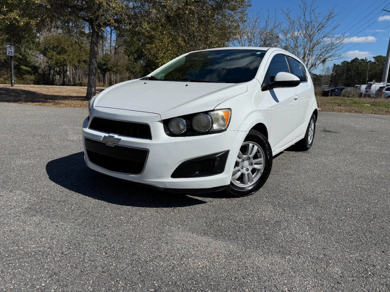 Used 2014 Chevrolet Sonic LT image 30