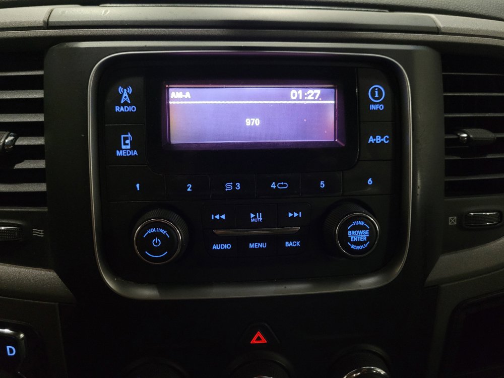 Used 2018 RAM 1500 Express AWD/4WD image 25