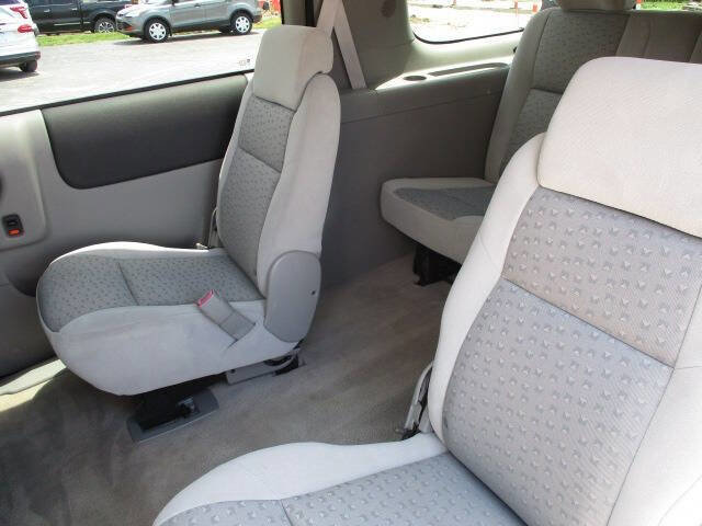 Used 2008 Chevrolet Uplander LS w/ Climate Package image 25