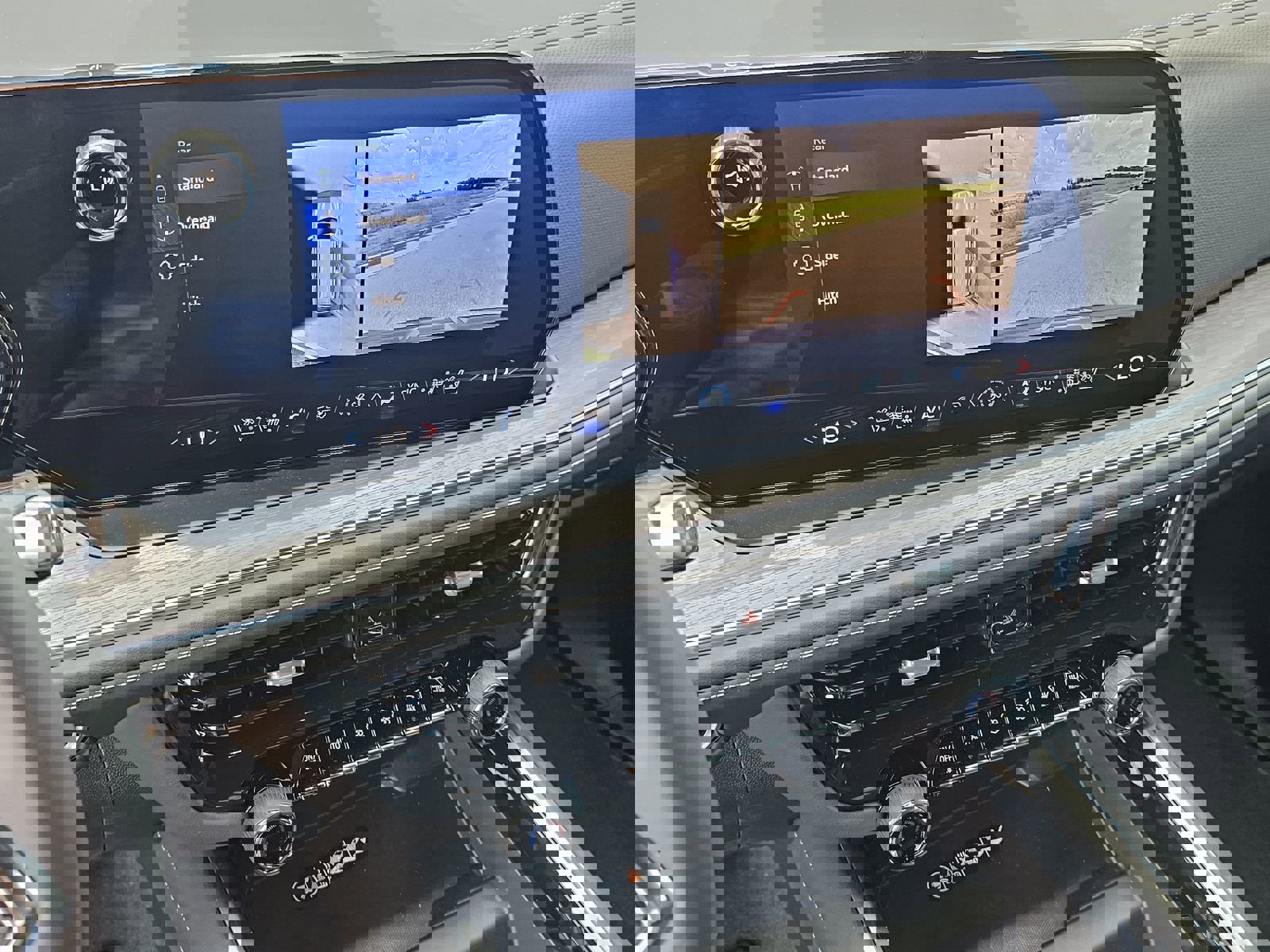 New 2025 Chevrolet Suburban Premier w/ Sun And Tow Package image 10