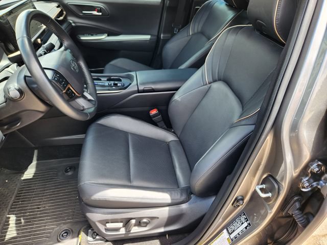 Used 2023 Toyota Crown AWD/4WD image 11