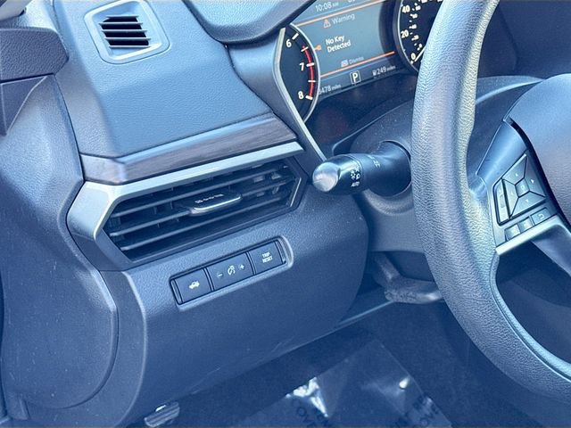 Used 2024 Nissan Altima 2.5 SV FWD image 10