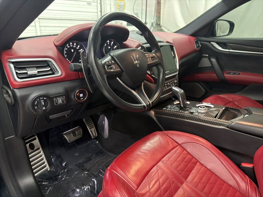 Used 2021 Maserati Ghibli Trofeo image 12