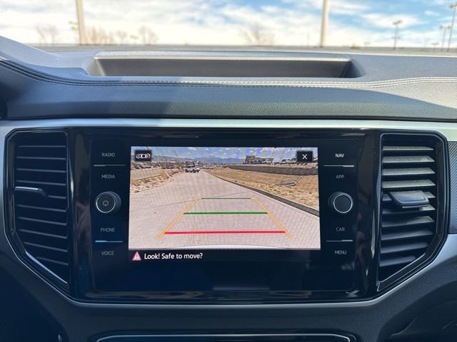 Used 2023 Volkswagen Atlas SEL Premium AWD/4WD image 34