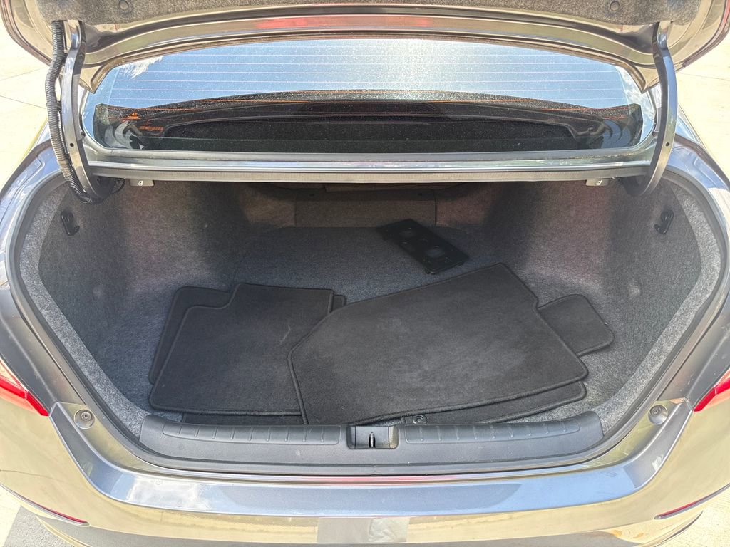 Used 2018 Honda Accord Sport image 31