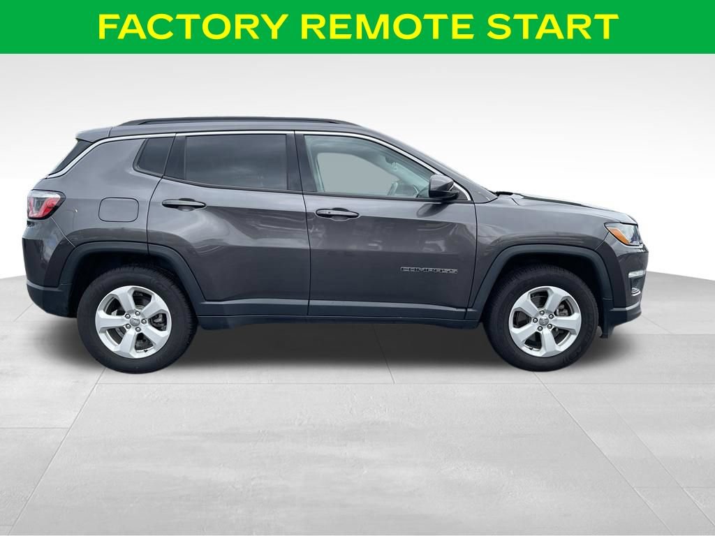 Used 2020 Jeep Compass Latitude w/ Cold Weather Group AWD/4WD image 6
