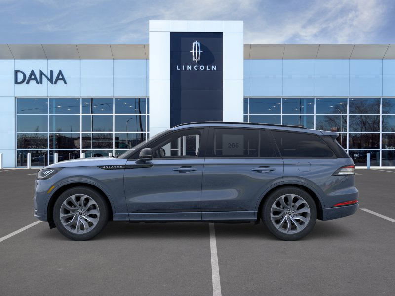 New 2025 Lincoln Aviator AWD w/ Jet Appearance Package image 3