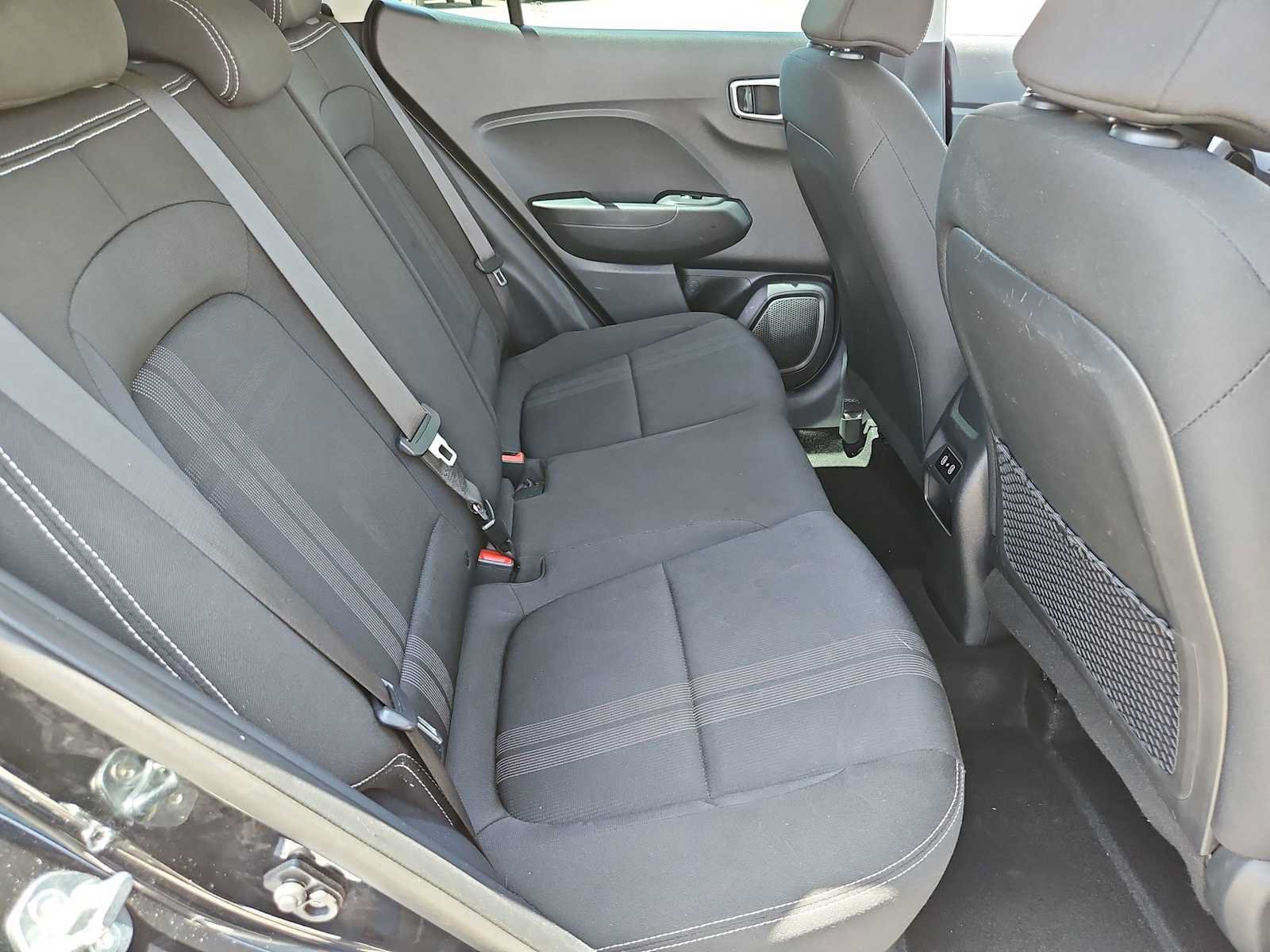 Certified 2024 Hyundai Venue SEL FWD image 20