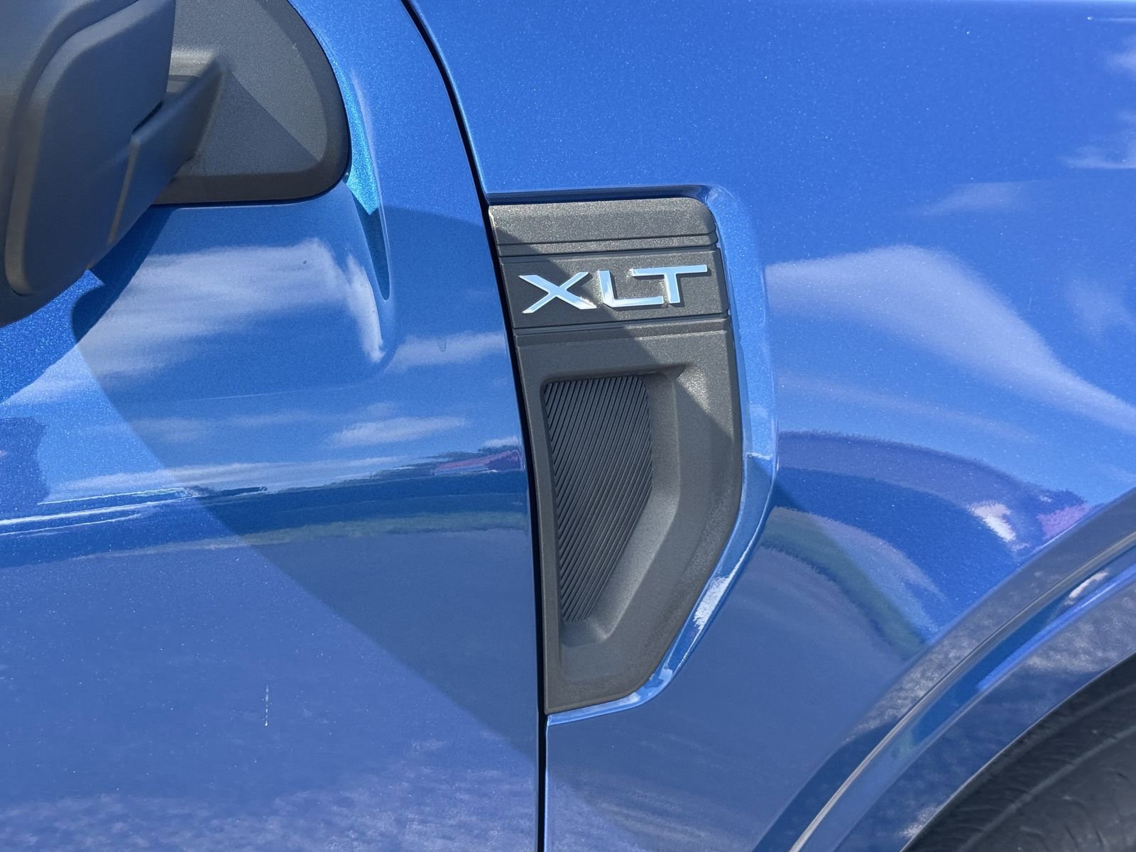 Certified 2024 Ford Maverick XLT FWD image 10