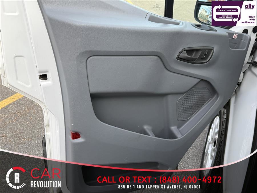 Used 2019 Ford Transit 150 XLT image 27