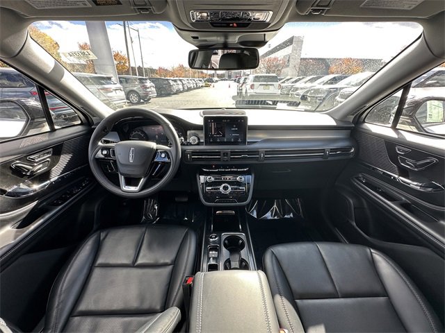 Certified 2022 Lincoln Corsair AWD w/ Equipment Group 101A image 3