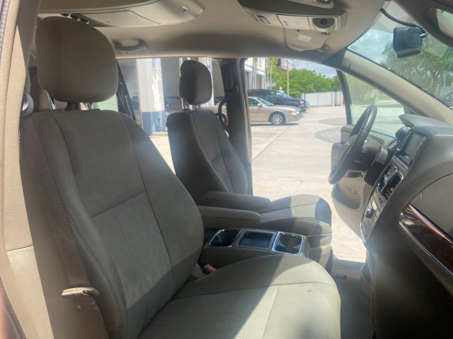 Used 2012 Chrysler Town & Country Touring w/ Entertainment Group #1 image 13