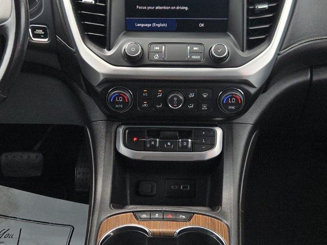 Used 2020 GMC Acadia SLE w/ Driver Convenience Package FWD image 20