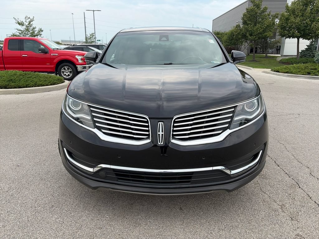 Used 2017 Lincoln MKX Reserve AWD/4WD image 2