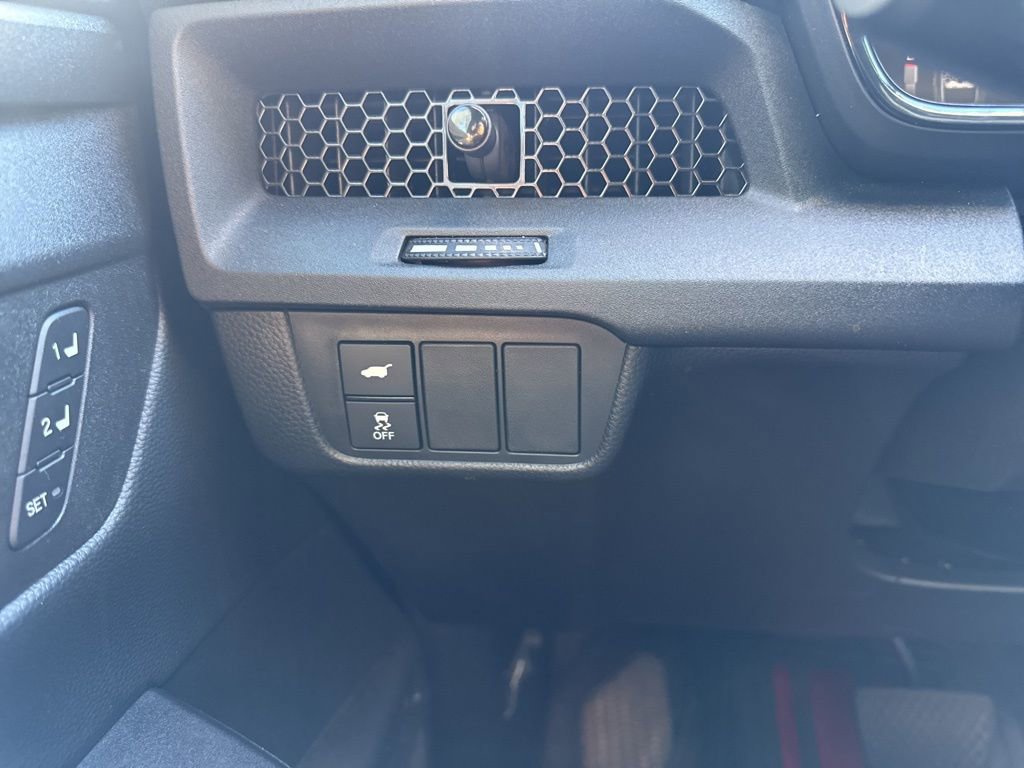 Used 2025 Honda CR-V Sport-L image 9