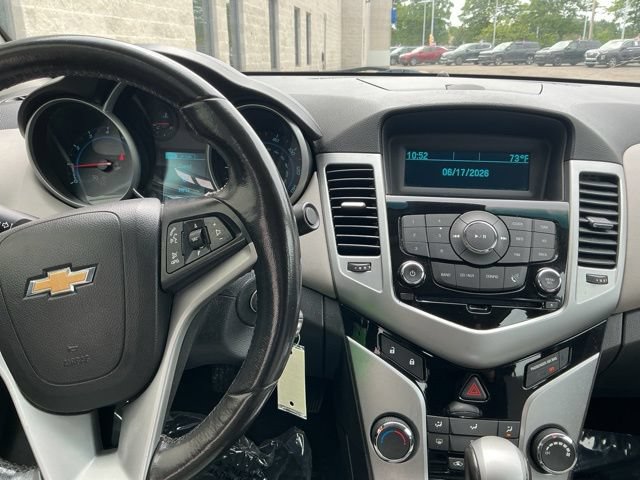 Used 2014 Chevrolet Cruze LT FWD image 16