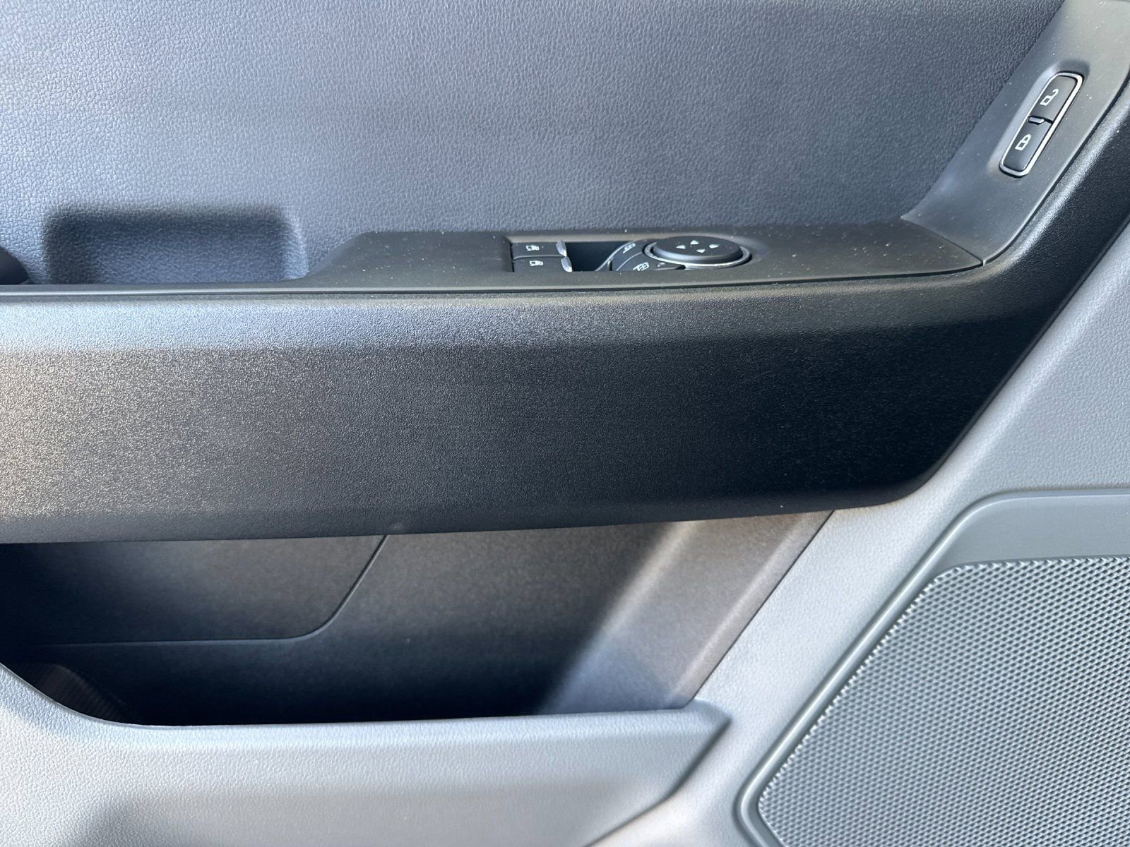 New 2024 Ford F550 4x4 Regular Cab Super Duty image 10