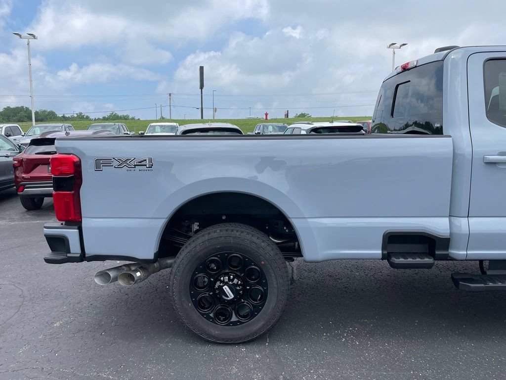 New 2026 Ford F250 Lariat w/ Black Appearance Package AWD/4WD image 34