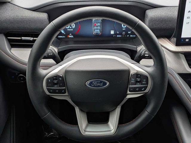 Certified 2025 Ford Explorer Active w/ Active Comfort Package image 28