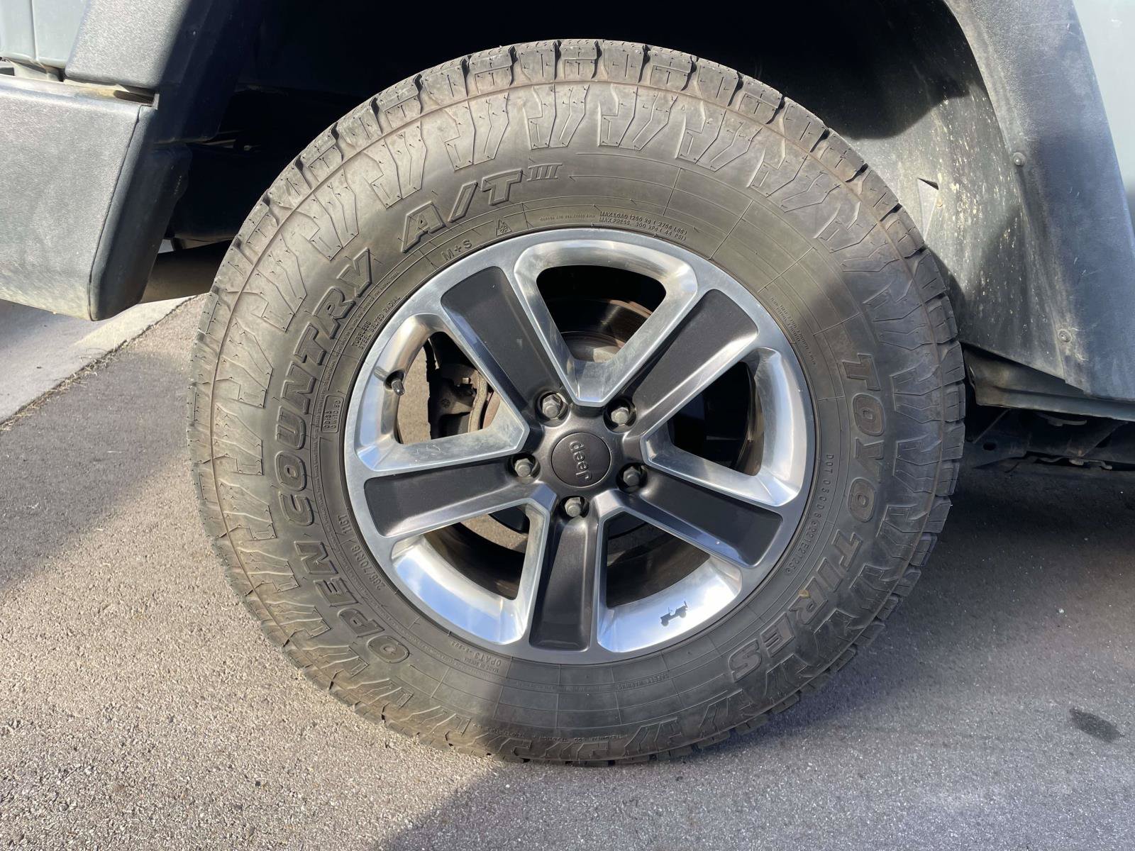 Used 2015 Jeep Wrangler Sport AWD/4WD image 5