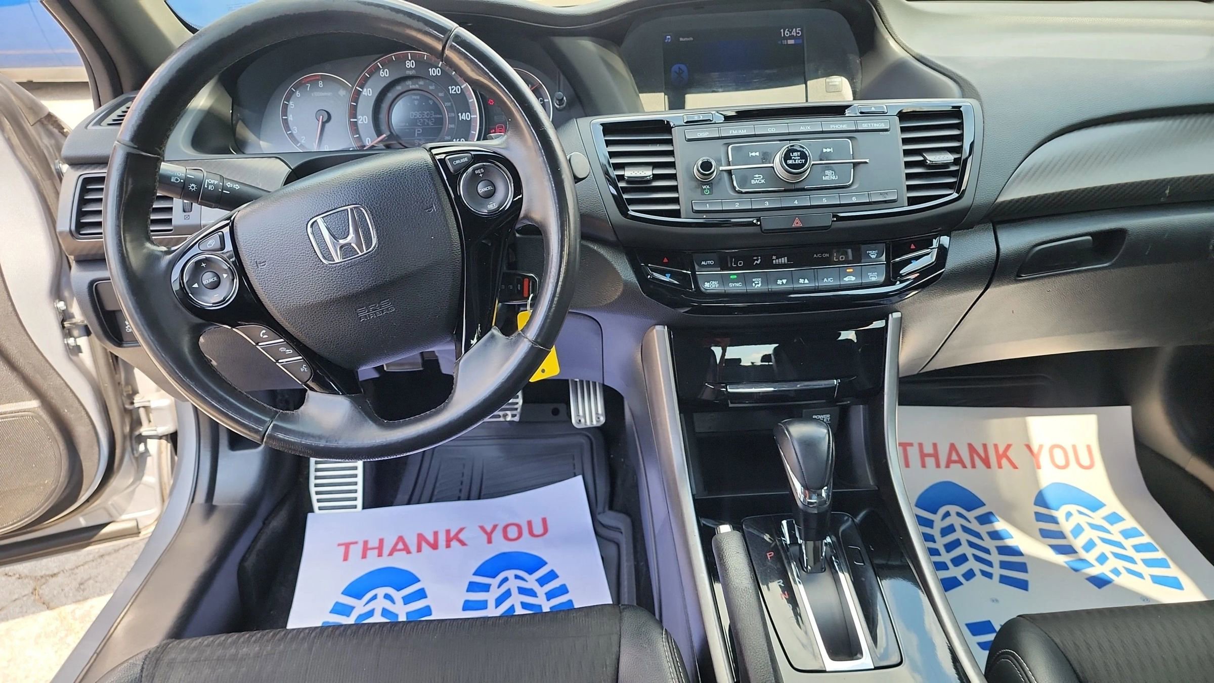 Used 2017 Honda Accord Sport image 11