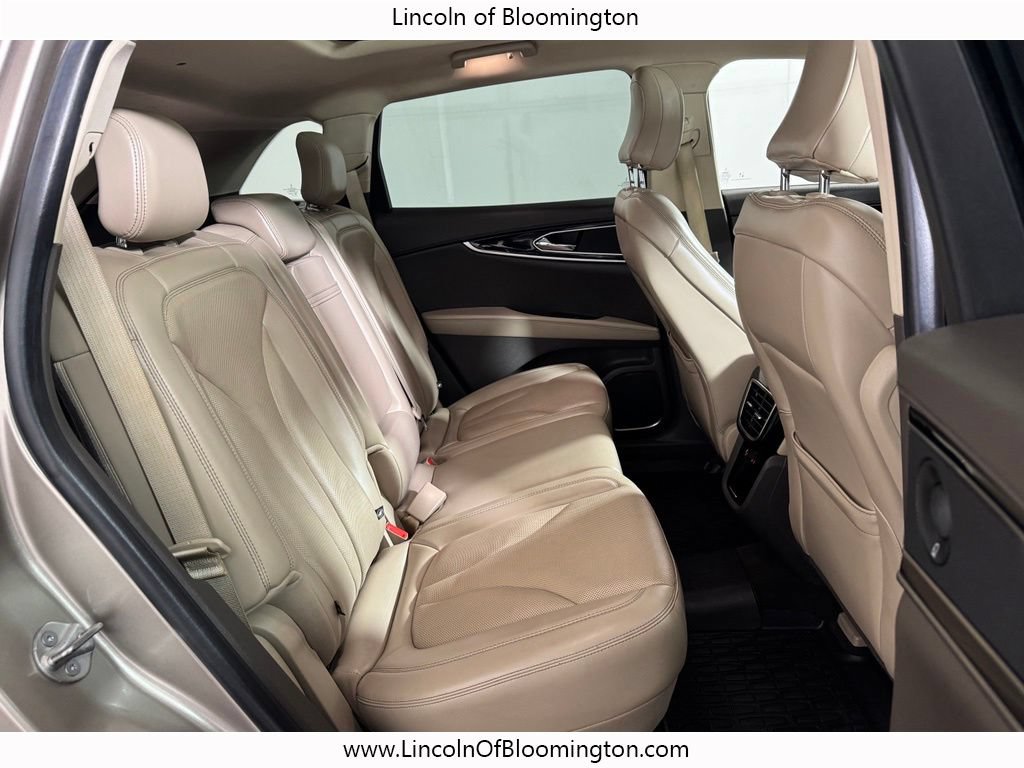 Certified 2021 Lincoln Nautilus Reserve AWD/4WD image 12