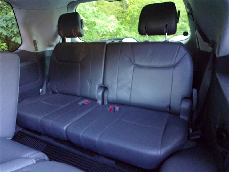 Used 2009 Lexus LX 570 4WD image 32