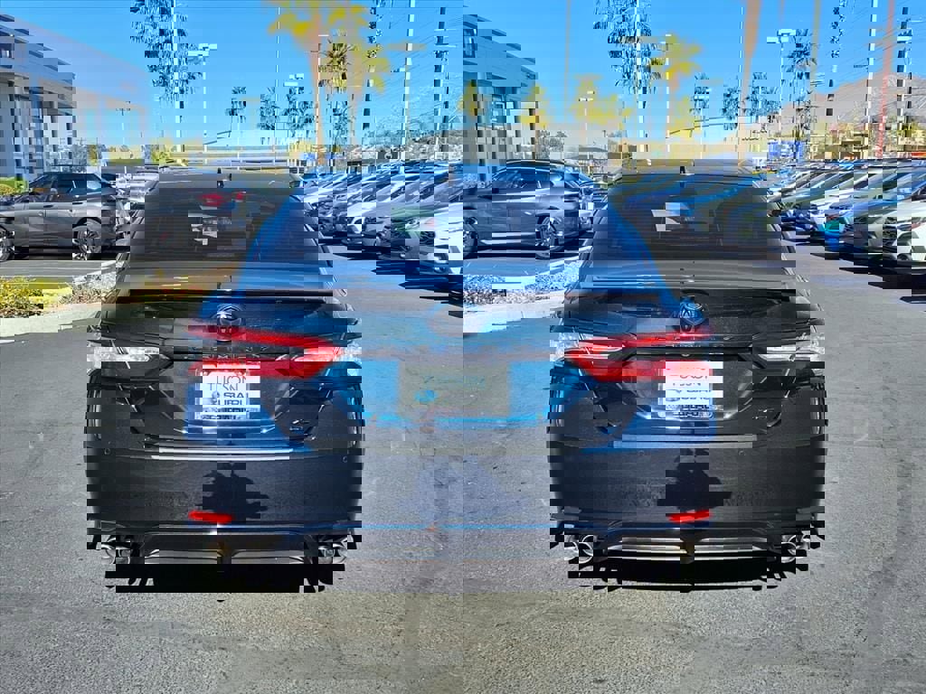 Used 2020 Toyota Camry XSE image 12