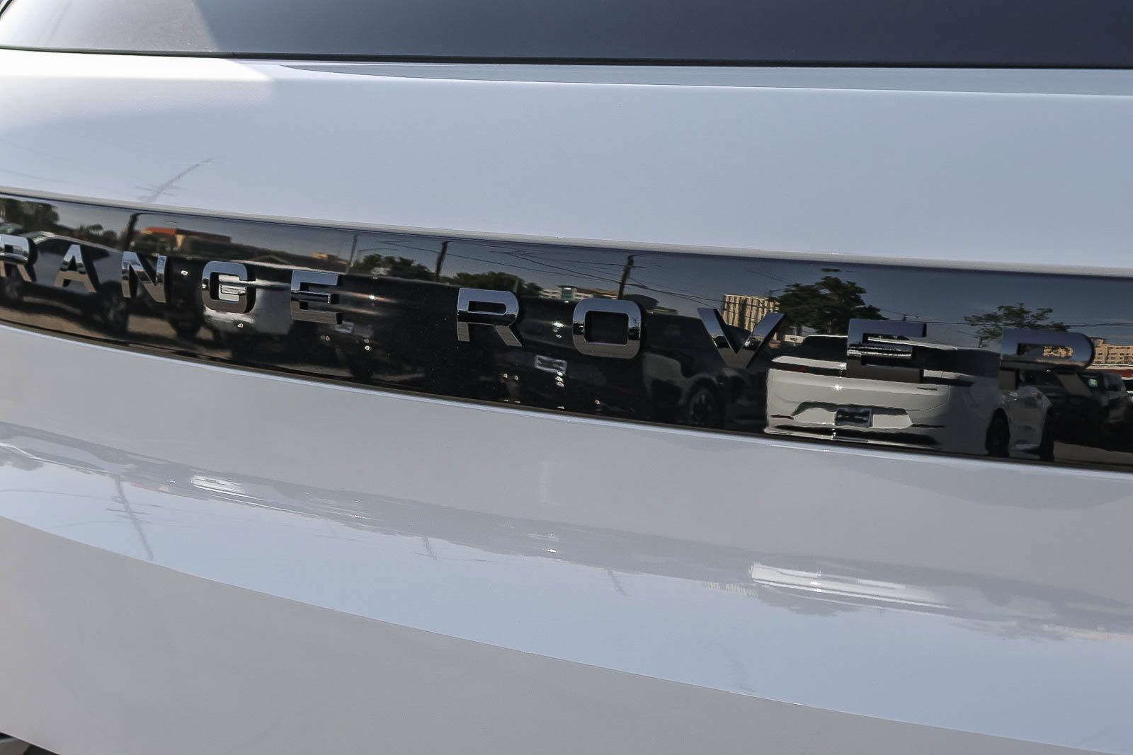 New 2026 Land Rover Range Rover Sport SE AWD/4WD image 12