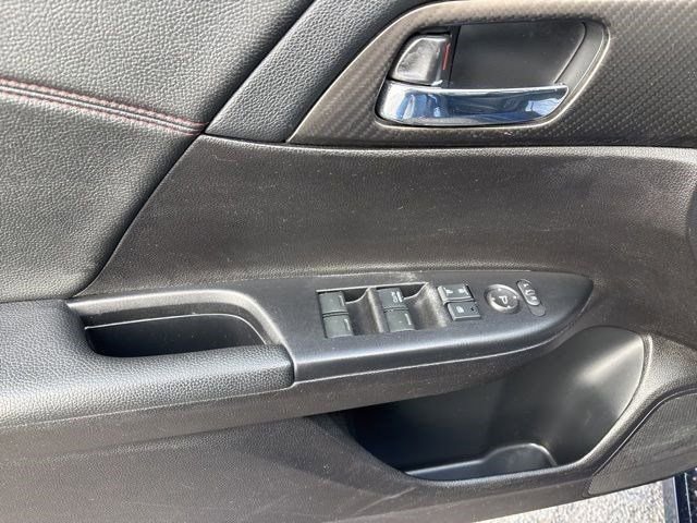 Used 2017 Honda Accord Sport Special Edition image 13