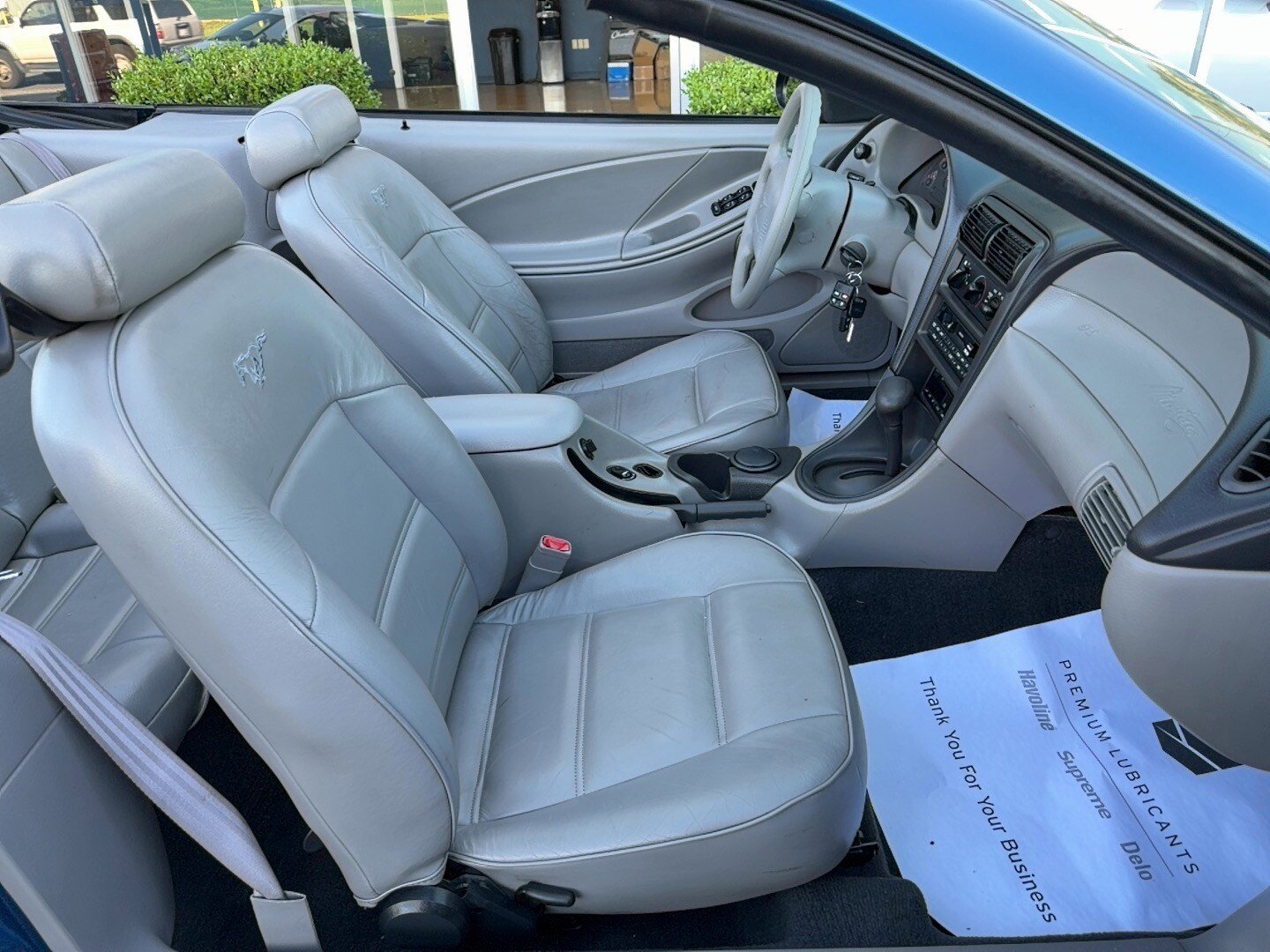 Used 2000 Ford Mustang Convertible RWD image 15