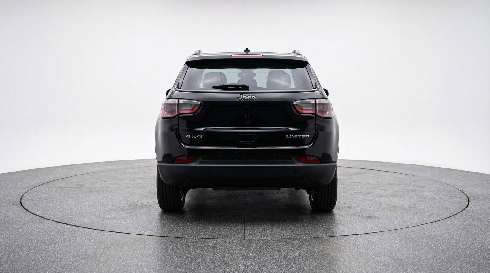 Used 2025 Jeep Compass Latitude AWD/4WD image 7