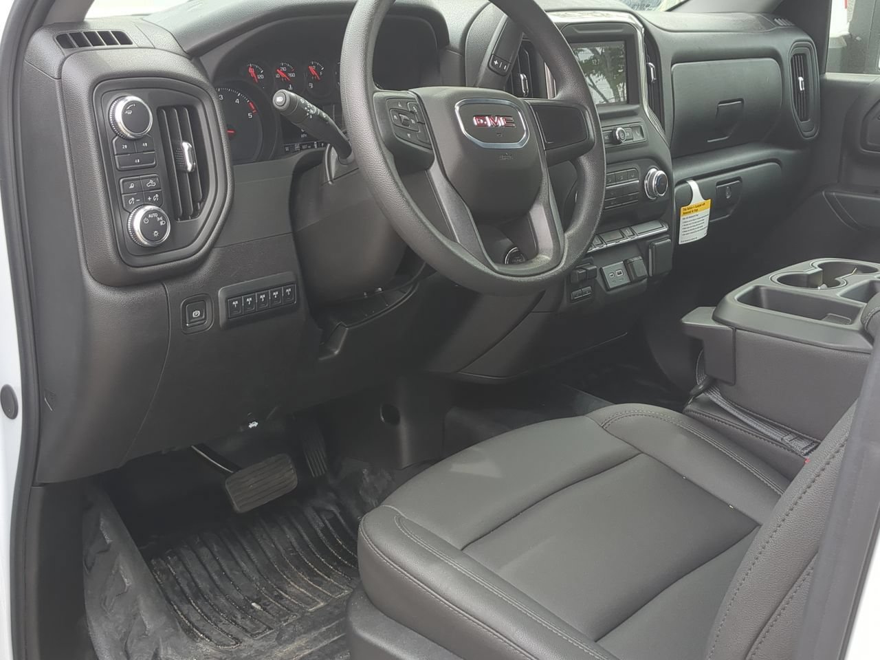 New 2025 GMC Sierra 2500 Pro w/ Convenience Package AWD/4WD image 10