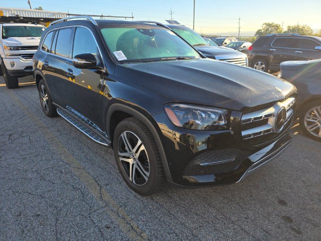 Used 2023 Mercedes-Benz GLS 450 4MATIC image 3