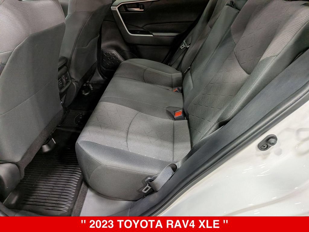 Used 2023 Toyota RAV4 XLE AWD/4WD image 27