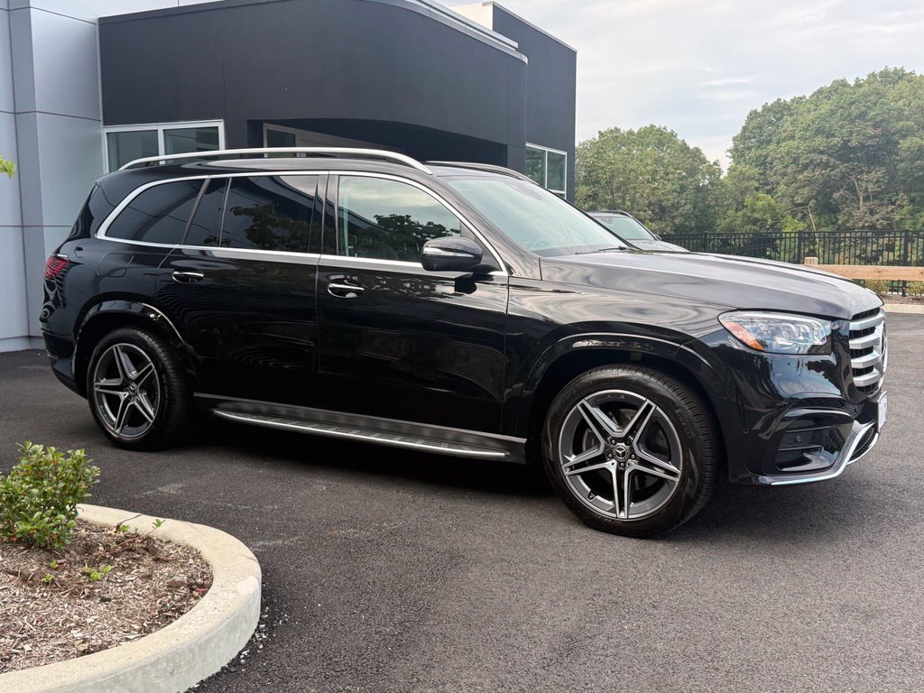 Certified 2026 Mercedes-Benz GLS 450 4MATIC image 8