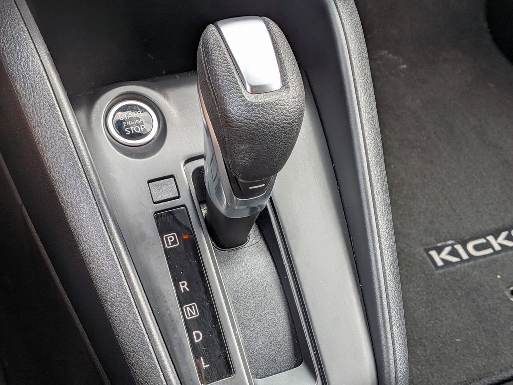 Used 2025 Nissan Kicks Play S FWD image 18