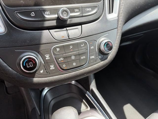 Used 2024 Chevrolet Malibu LT FWD image 23