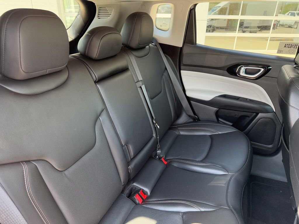Used 2022 Jeep Compass Limited AWD/4WD image 33