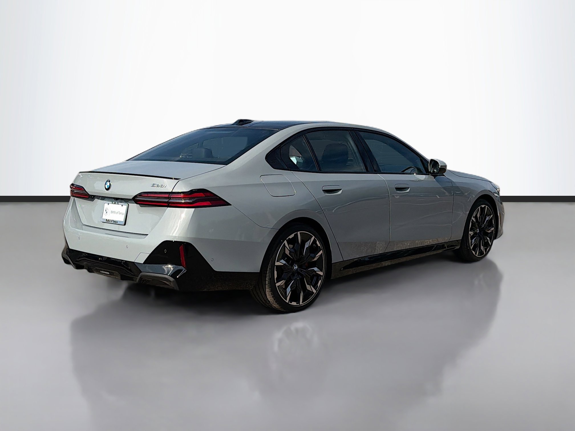 New 2026 BMW 530i w/ M Sport Package image 3