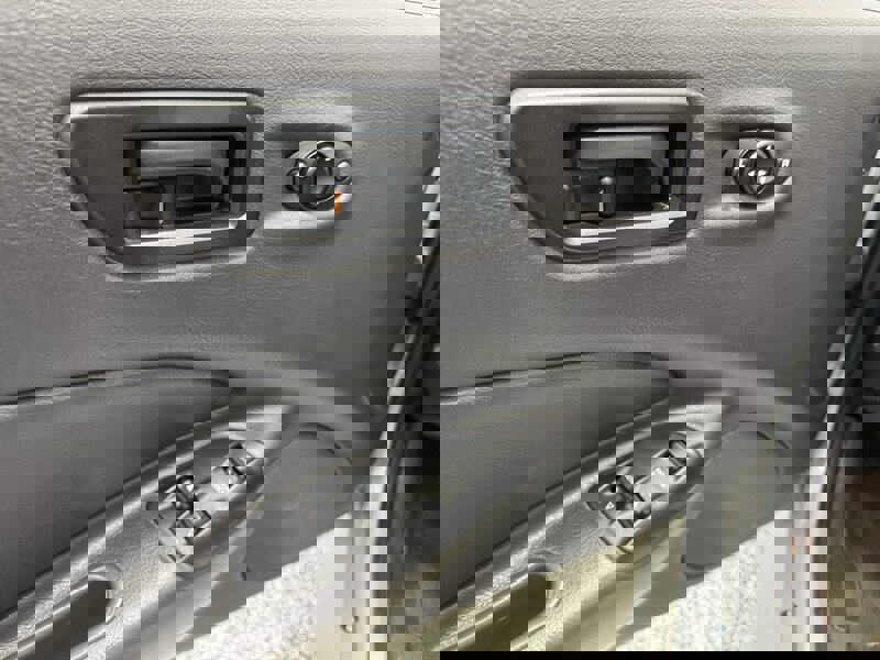 Used 2001 Chrysler Prowler image 14