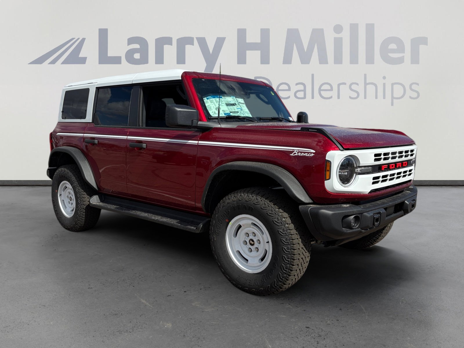 New 2026 Ford Bronco Heritage Edition image 7
