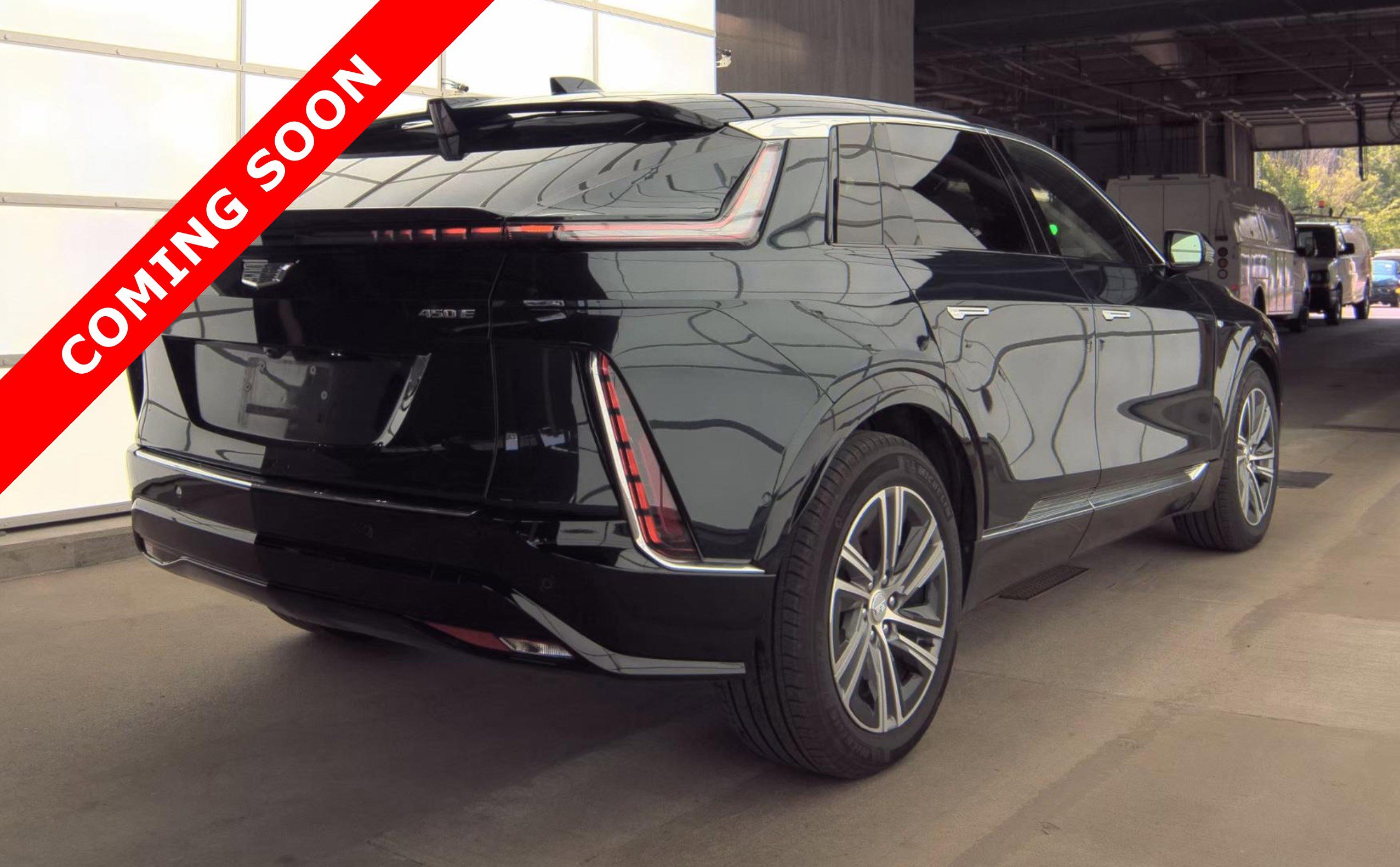 Used 2024 Cadillac Lyriq Luxury image 4