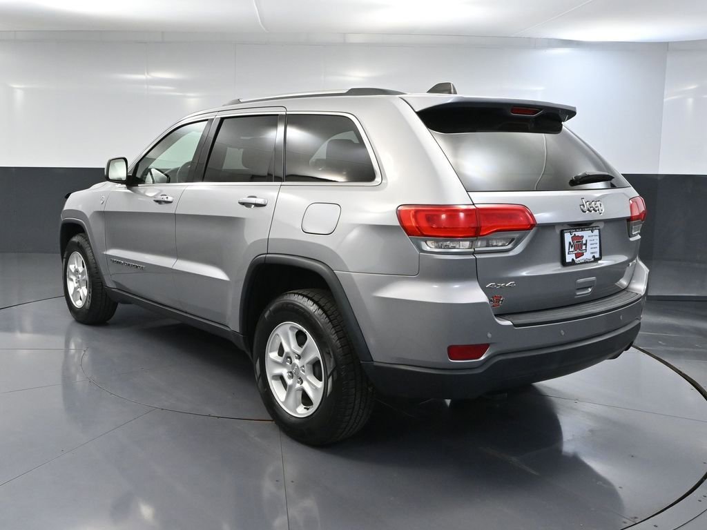 Used 2017 Jeep Grand Cherokee Laredo w/ Quick Order Package 23E AWD/4WD image 9