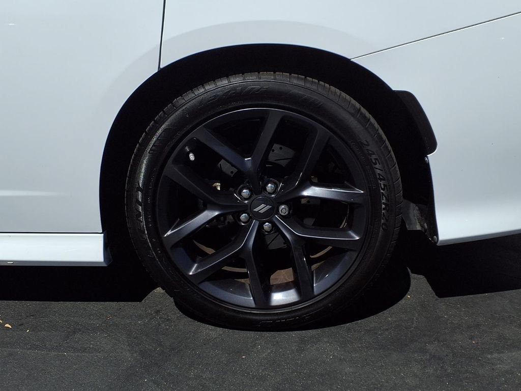 Used 2021 Dodge Charger R/T w/ Blacktop Package RWD image 4