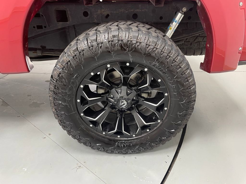 Used 2020 Ford F150 Lariat image 12