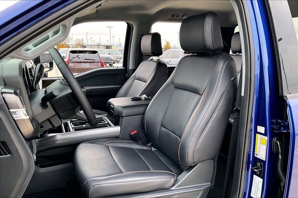 Used 2026 Ford F450 Lariat w/ FX4 Off-Road Package image 31