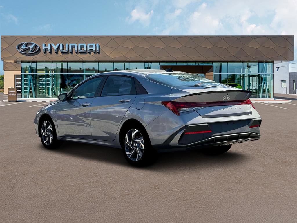 New 2025 Hyundai Elantra SEL w/ Cargo Package FWD image 5